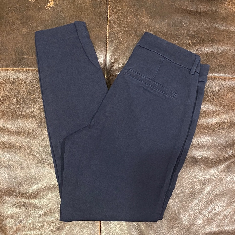 Old Navy Pixie High Rise - Picture 3 of 7